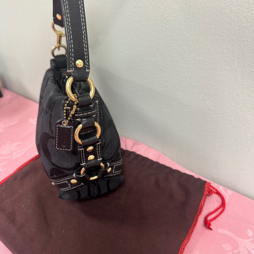 Vintage Coach Carly Signature C Black Jacquard Small Hobo Shoulder Bag - Picture 6 of 16